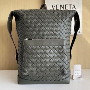 Bottega Veneta Medium Classic Backpack with Front Pocket In Intrecciato Leather Cypress Green