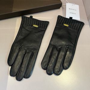 Bottega Veneta Women Gloves with Metal Nameplate In Lambskin Black