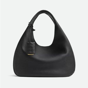 Bottega Veneta Large Campana Shoulder Bag In Grained Calfskin Black