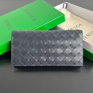 Bottega Veneta Long Wallet with Coin Purse In Intrecciato Calfskin Grey/Green