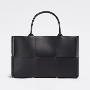 Bottega Veneta Medium Arco Tote 36 In Intreccio Lambskin Black/White