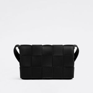 Bottega Veneta Medium Cassette Crossbody Bag In Intreccio Calfskin Black