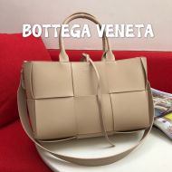 Bottega Veneta Medium Arco Tote with Detachable Strap In Intreccio Leather Apricot