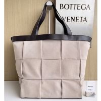 Bottega Veneta Large Arco Tote 40 In Intreccio Canvas Beige