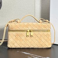 Bottega Veneta Bang Bang Vanity Case In Intrecciato Suede Apricot