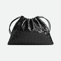 Bottega Veneta Medium Dustbag In Intrecciato Calfskin Black