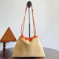 Bottega Veneta Medium Dustbag In Raffia And Leather Beige/Orange