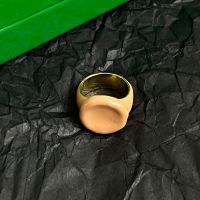 Bottega Veneta Signet Ring In Enameled Metal Apricot