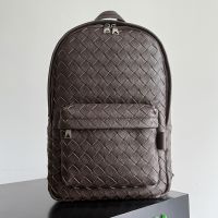 Bottega Veneta Medium Classic Backpack In Intrecciato Grained Leather Dark Brown