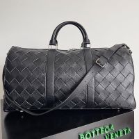 Bottega Veneta Medium Duffle Bag In Intrecciato Grained Leather Black
