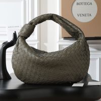 Bottega Veneta Jodie Shoulder Bag In Intrecciato Leather Cypress Green