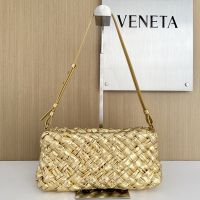 Bottega Veneta Kalimero Cha-Cha Clutch In Foulard Intrecciato Calfskin Gold