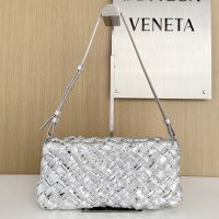 Bottega Veneta Kalimero Cha-Cha Clutch In Foulard Intrecciato Calfskin Silver