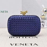 Bottega Veneta Knot Clutch In Intrecciato Silk Navy Blue