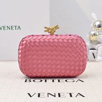 Bottega Veneta Knot Clutch In Intrecciato Silk Pink
