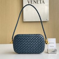 Bottega Veneta Knot Clutch on Strap In Intreccio Leather Navy Blue