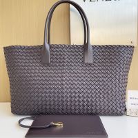 Bottega Veneta Large Cabat Tote 51 In Intreccio Lambskin Coffee
