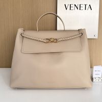 Bottega Veneta Large Ciao Ciao Top Handle Bag In Silky Calfskin Khaki
