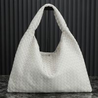 Bottega Veneta Large Hop Shoulder Bag In Intrecciato Leather White
