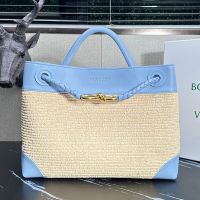 Bottega Veneta Medium Andiamo Top Handle Bag In Raffia and Leather Beige/Blue