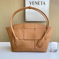 Bottega Veneta Medium Arco Top Handle Bag In Intreccio Grained Calfskin Brown