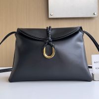 Bottega Veneta Medium Liberta Crossbody Bags In Smooth Calfskin Black