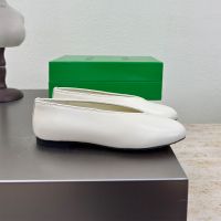 Bottega Veneta Rosa Ballerinas Women Lambskin Beige