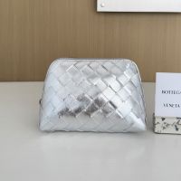 Bottega Veneta Small Beauty Pouch In Intrecciato Leather Silver