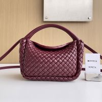 Bottega Veneta Small Cobble Top Handle Bag In Intrecciato Lambskin Burgundy