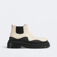 Bottega Veneta Tire Ankle Chelsea Boots Unisex Vegetally-tanned Calfskin Beige/Black