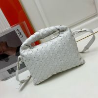 Bottega Veneta Mini Hop Crossbody Bag In Intrecciato Leather White