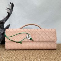 Bottega Veneta Andiamo Clutch with Daisy Flower Closure In Intrecciato Leather Pink