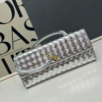 Bottega Veneta Andiamo Clutch In Intrecciato Leather Silver