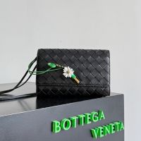 Bottega Veneta Andiamo Daisy Pouch with Daisy Flower Closure In Intrecciato Leather Black