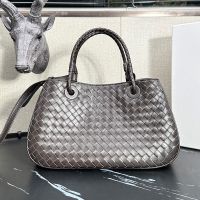 Bottega Veneta Basket Bag In Intrecciato Lambskin Coffee