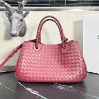 Bottega Veneta Basket Bag In Intrecciato Lambskin Red