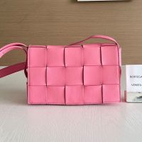 Bottega Veneta Medium Cassette Crossbody Bag In Intreccio Lambskin Pink
