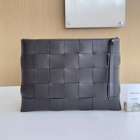 Bottega Veneta Large Cassette Flat Pouch In Intrecciato Calfskin Dark Brown