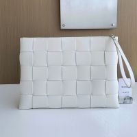 Bottega Veneta Large Cassette Flat Pouch In Intrecciato Calfskin White