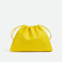 Bottega Veneta Medium Dustbag In Intrecciato Calfskin Yellow