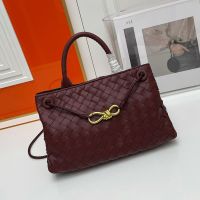 Bottega Veneta Andiamo East-West Top Handle Bag In Intrecciato Leather Burgundy