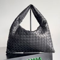 Bottega Veneta Small Hop Shoulder Bag In Intrecciato Leather Black/Gold