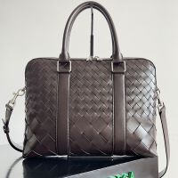 Bottega Veneta Slim Briefcase In Intrecciato Calfskin Coffee