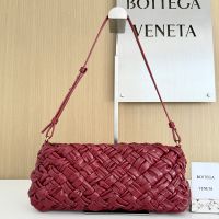 Bottega Veneta Kalimero Cha-Cha Clutch In Foulard Intrecciato Calfskin Red