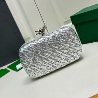 Bottega Veneta Knot Clutch In Foulard Intreccio Leather Silver