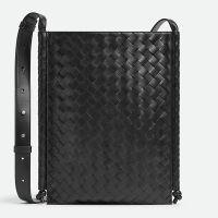 Bottega Veneta Large Flat Loop Crossbody Bag In Intreccio Calfskin Black