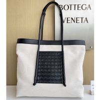 Bottega Veneta Large Portello Tote 53 In Canvas Beige/Black