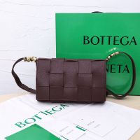 Bottega Veneta Medium Cassette Crossbody Bag In Intreccio Grained Calfskin Coffee
