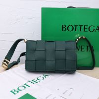 Bottega Veneta Medium Cassette Crossbody Bag In Intreccio Grained Calfskin Green