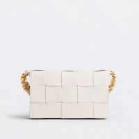 Bottega Veneta Medium Cassette Crossbody Bag In Intreccio Grained Calfskin White
